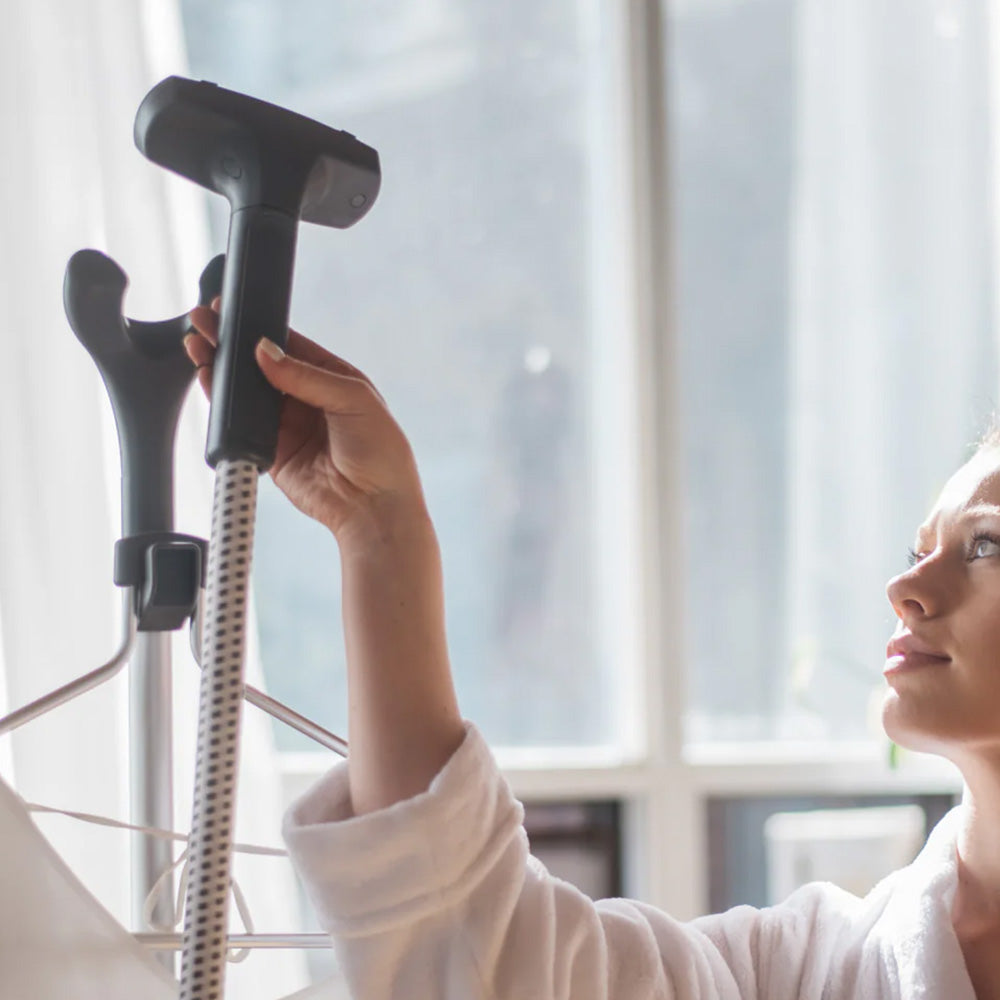 Vivio Plus Professional Garment Steamer with Fabric Brush