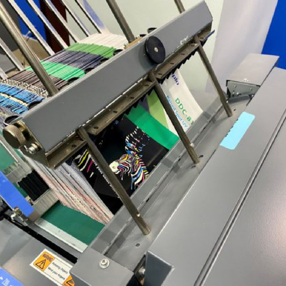 Duplo DC-746 Slitter/Cutter/Creaser