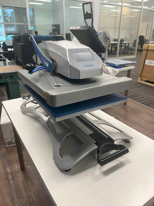 Hotronix Fusion IQ Heat Press (Showroom Model)